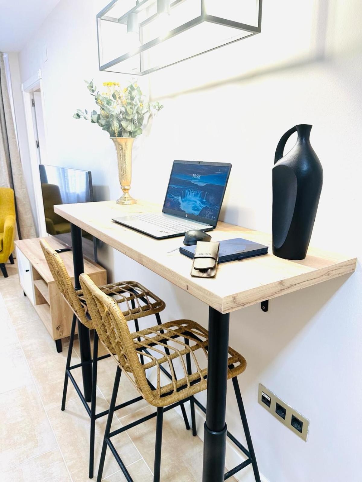 Apartamentos Puente Romano Suites Mérida Luaran gambar