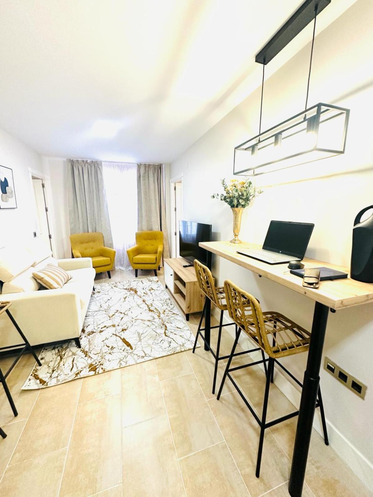Apartamentos Puente Romano Suites Mérida Luaran gambar