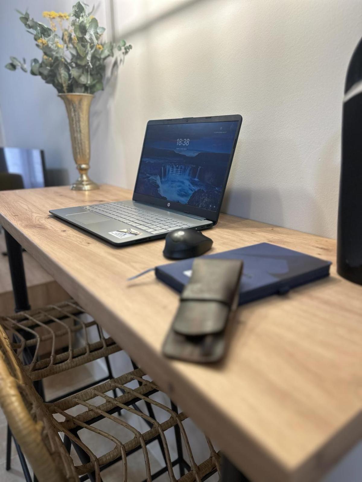 Apartamentos Puente Romano Suites Mérida Luaran gambar