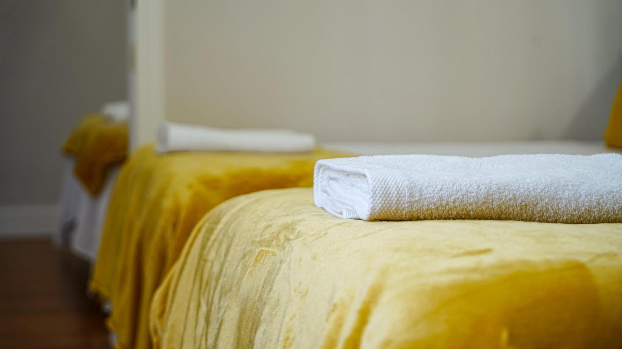 Apartamentos Puente Romano Suites Mérida Luaran gambar