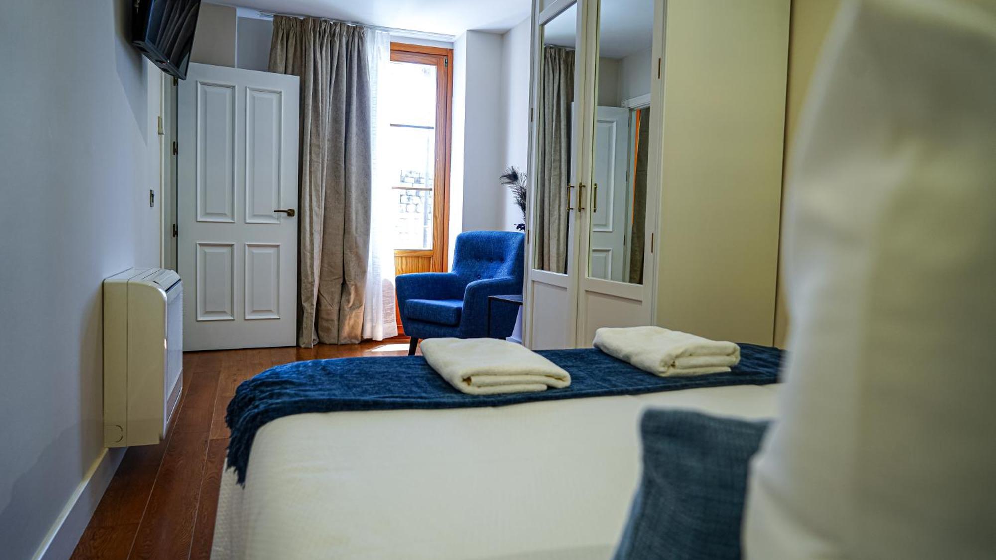 Apartamentos Puente Romano Suites Mérida Luaran gambar