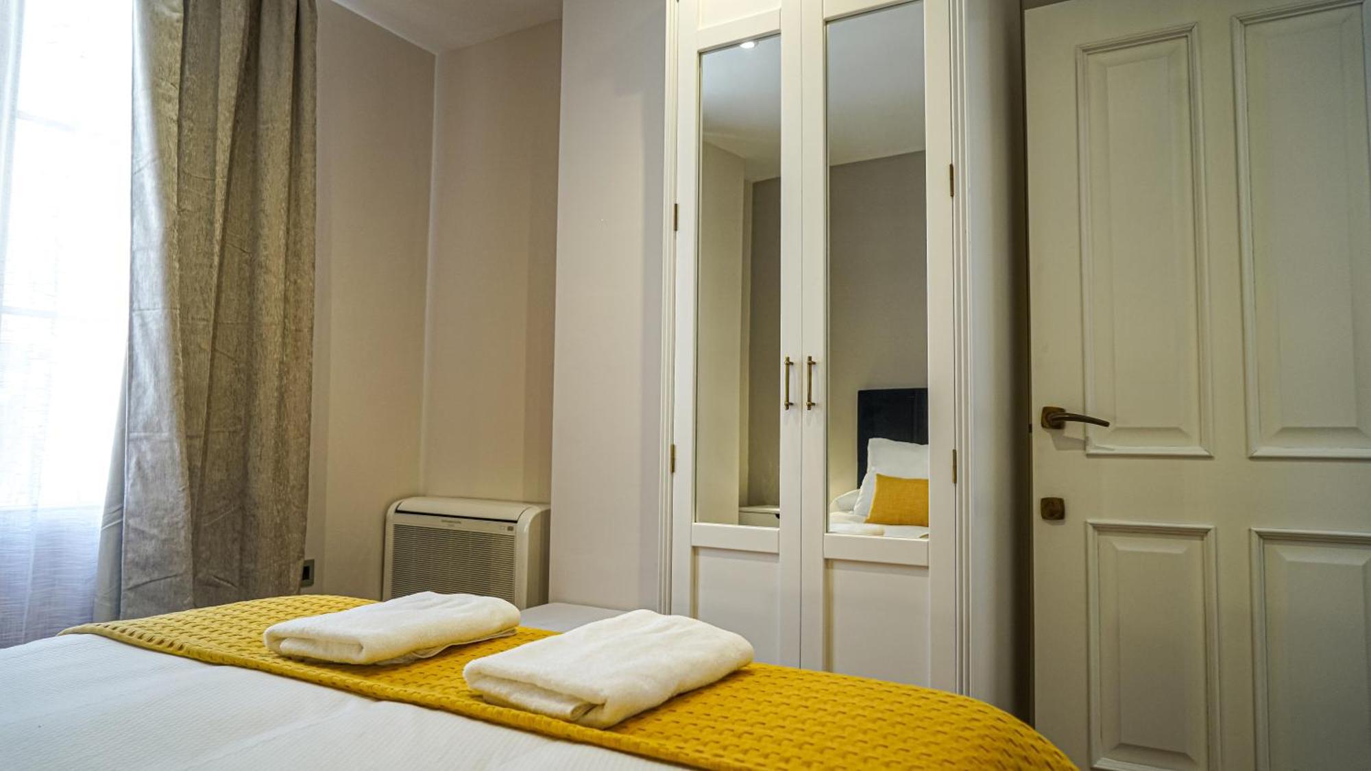 Apartamentos Puente Romano Suites Mérida Luaran gambar