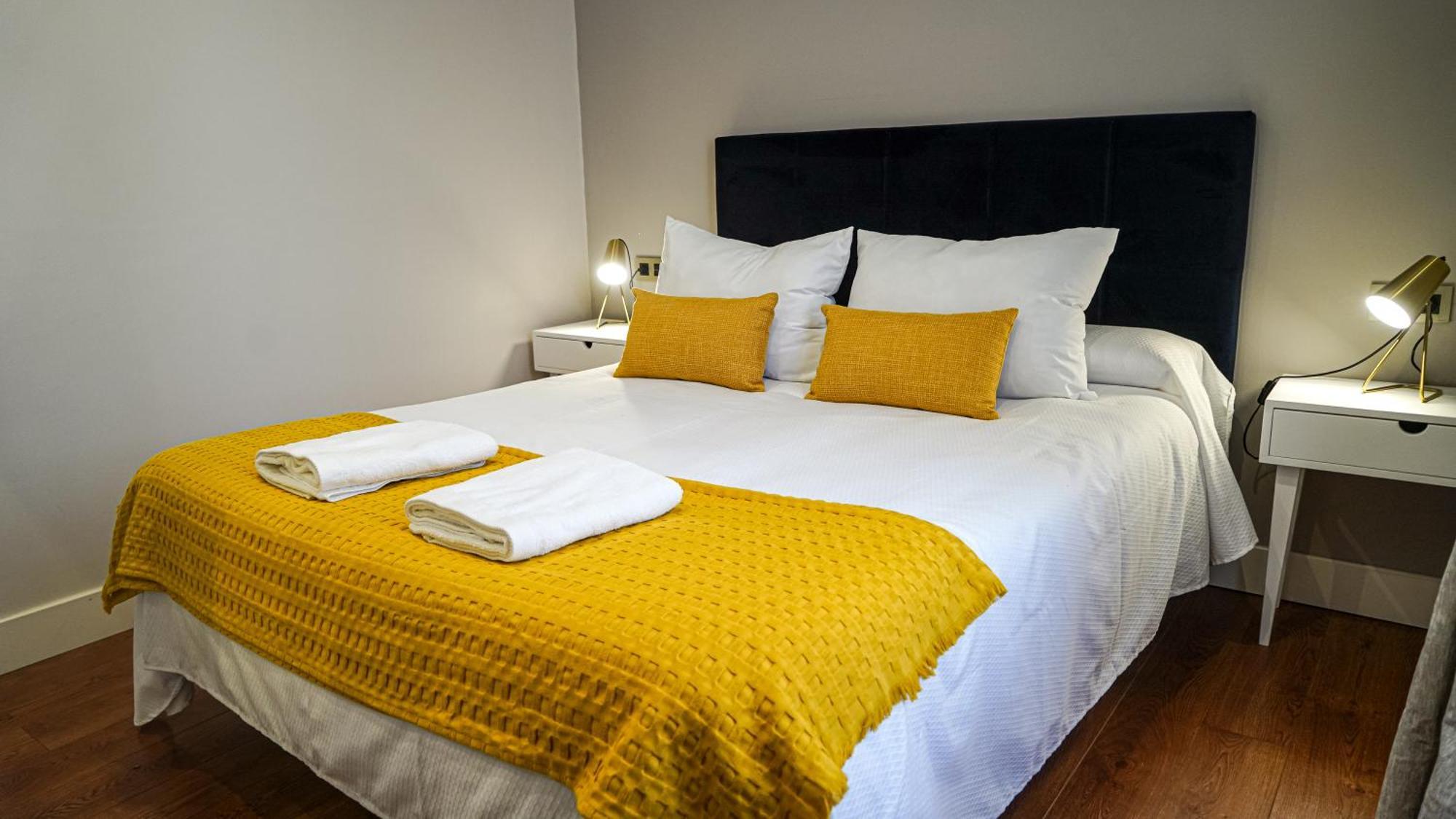 Apartamentos Puente Romano Suites Mérida Luaran gambar