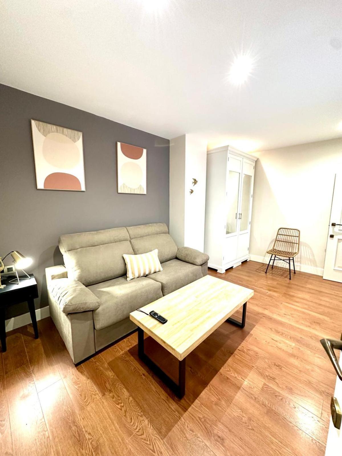 Apartamentos Puente Romano Suites Mérida Luaran gambar